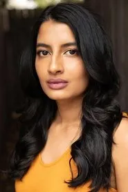 Monica Kumar en Don't Forget to Go Home