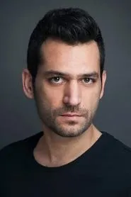 Murat Yildirim en Amor sin fin