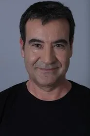 Retrato de Mürtüz Yolcu
