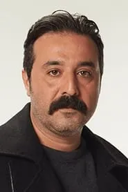 Retrato de Mustafa Üstündağ