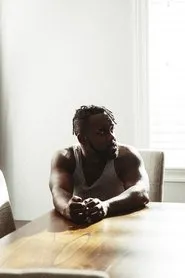 Mykele Deville en Bad Animal