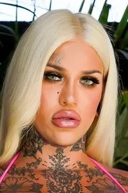 Retrato de Nadia Love