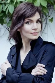 Nadine Warmuth en La monja impostora