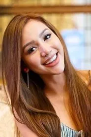Nadiyah Shahab en SAYA JUAL YE BANG