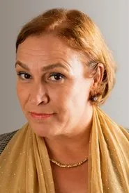 Retrato de Nalan Örgüt