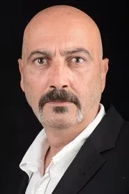 Retrato de Nami Esatgil