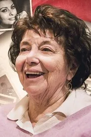 Nancy Kulik en What Would Sophia Loren Do?