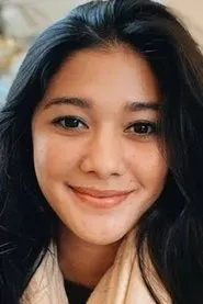 Naysila Mirdad en Inang