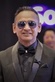 Neel Esh Patel en Mr. Deshee