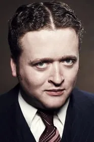 Neil Casey en Limbos