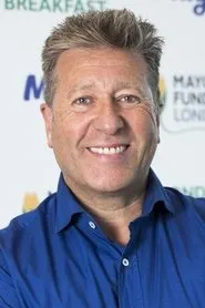 Neil Fox en The Accused: National Treasures on Trial