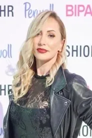 Nela Kocsis en Agape