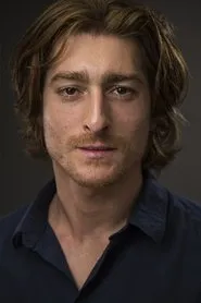 Retrato de Neyssan Falahi