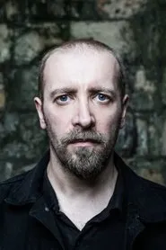 Retrato de Nick Holmes