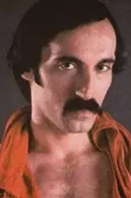 Retrato de Nick Poulos