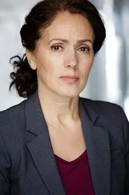 Nicola Bertram en The Pig People