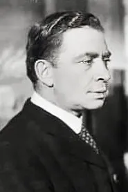 Nicolás Fregues en Una luz en la ventana
