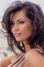 Nicoleta Luciu en Lacrimi de iubire