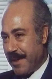 Nikos Skiadas en Ayna