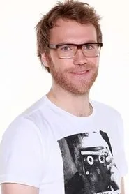 Foto de Nils Bomhoff como Host / Himself