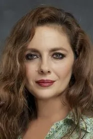 Nilüfer Açıkalın en Çekmeceler