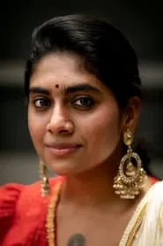 Foto de Nimisha Sajayan como Mala Jogi