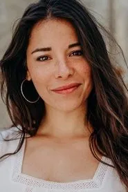 Foto de Noémi Lira como Léonor