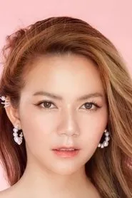 Retrato de Nongpanee Mahadthai