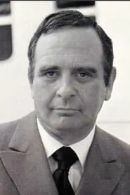 Norman Burton en Mausoleum