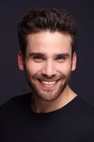 Retrato de Oğuzhan Karbi