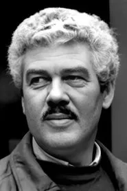 Retrato de Okacha Touita