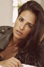 Oksana Maria en Something Real