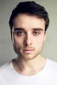 Oli Higginson en Before Seven