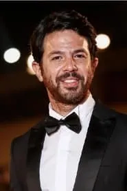 Retrato de Omar El Shenawy