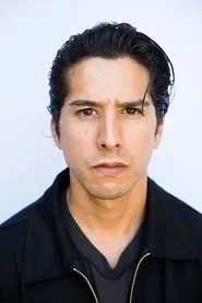 Omar Salazar en Thrasher - Playing in Traffic