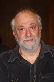 Retrato de Pantelis Voulgaris