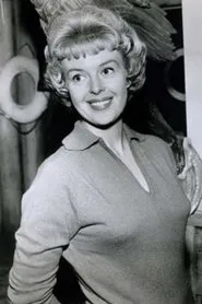 Patricia Donahue en Once the Killing Starts