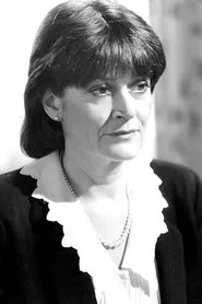 Patricia Maynard en When Day Is Done