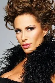 Patricia Muñoz en Mujer de Porcelana