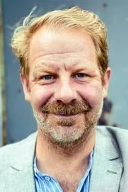 Foto de Patrick Joswig como Sven Mergental