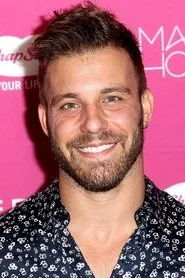 Paulie Calafiore en Holiday in the Hamptons