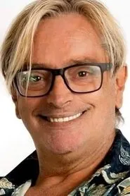 Foto de Paulo Vasco interpretando a en A Revista é Liiiinda!