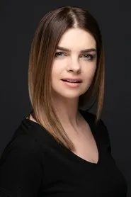 Foto de Pelin Karahan interpretando a Zeynep en Güven Bana
