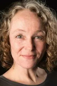 Penny Layden en Sisters
