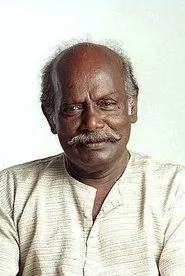 Periya Karuppu Thevar en Aadukalam