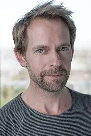 Peter Bramhill en La ciudad de los piratas