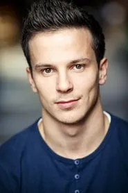 Peter Lofsgard en Vampire Virus