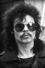 Retrato de Phil 'Philthy Animal' Taylor