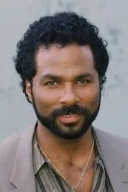 Philip Michael Thomas en False Witness