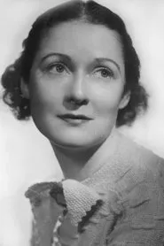 Phoebe Foster en Grounds for Murder